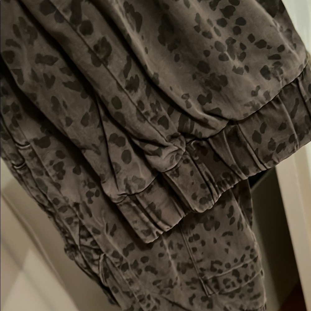 Anthropologie Leopard Print Jogger Pants - Picture 2 of 6